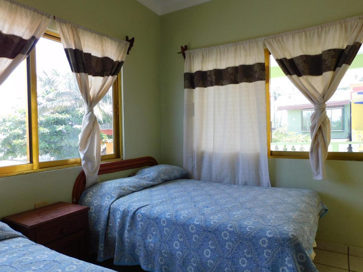מלון Playa Chachalacas Casa De Huespedes Yoli By Rotamundos מראה חיצוני תמונה